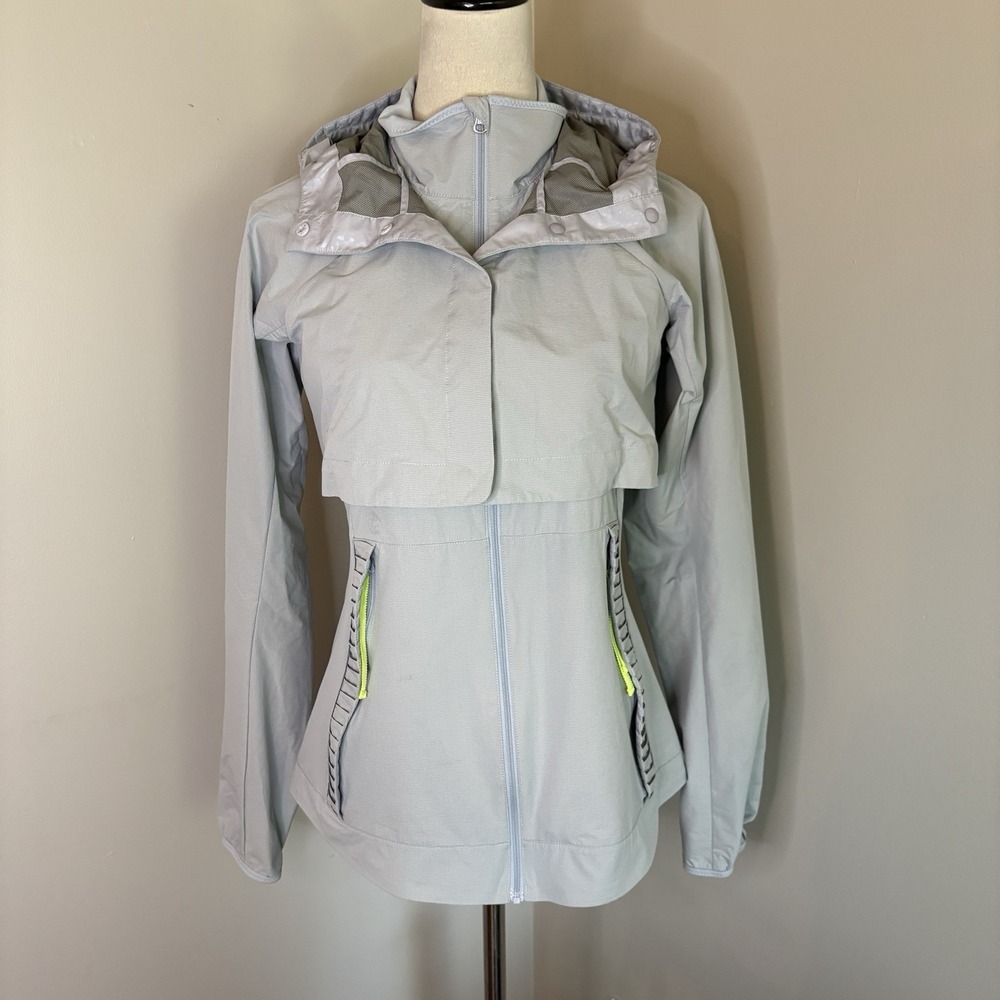 Lululemon The Best Vest Jacket 2-in-1 Silver Fox Grey Running Hooded Womens Sz 6